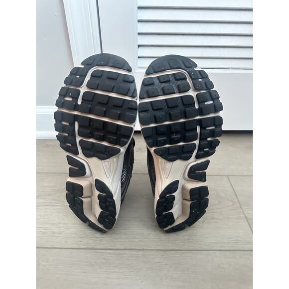 Nike vomero 5 baroque brown size 9.5 women’s or 8 men’s sneakers GREAT CONDITION - Picture 5 of 6